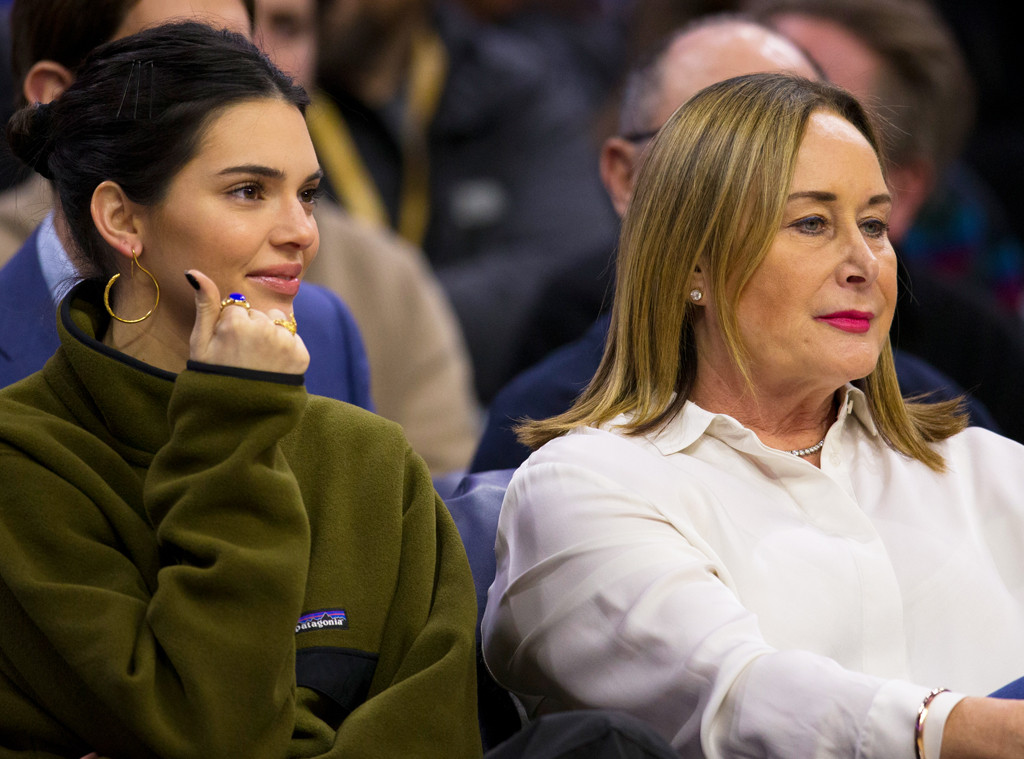 Kendall Jenner, Julie Simmons Kendall Jenner, Julie Simmons